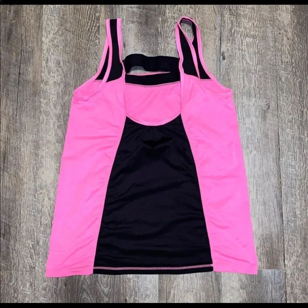 Reebok Ladies Tank Top  - Picture 3 of 3